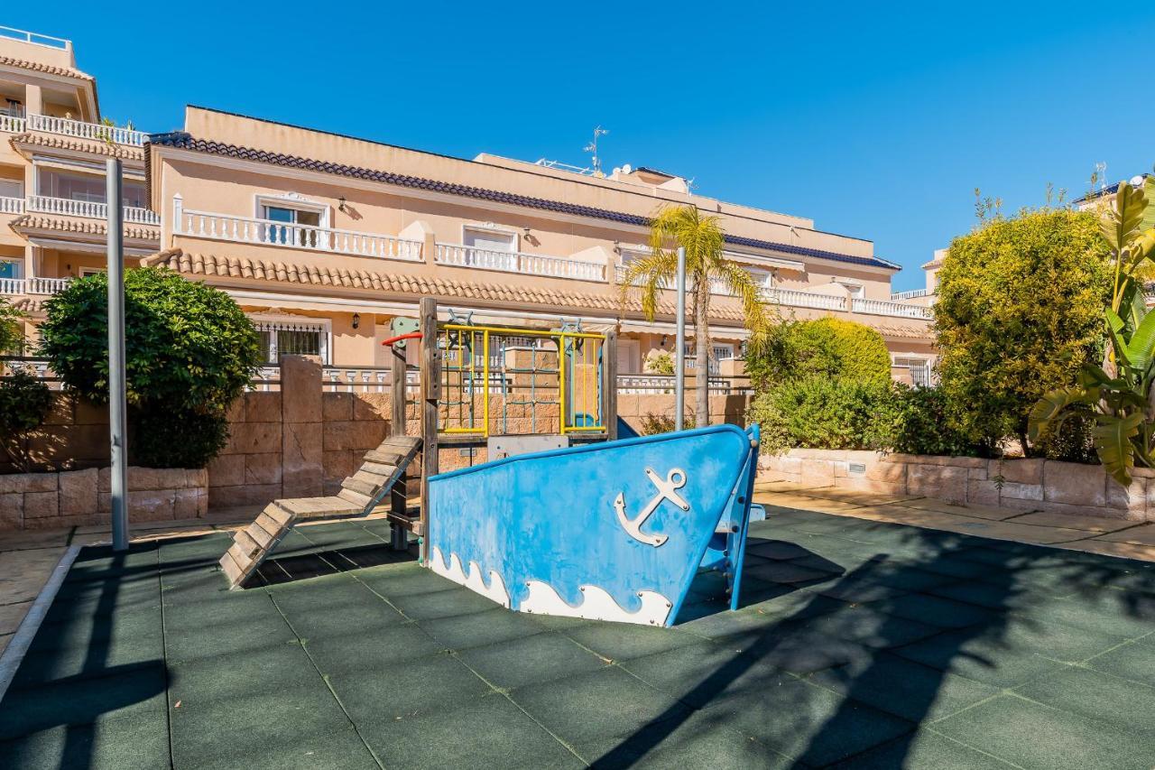 Bungalow La Zenia Cerca De La Playa Orihuela Dış mekan fotoğraf
